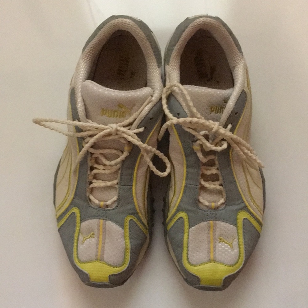 Puma Sneakers